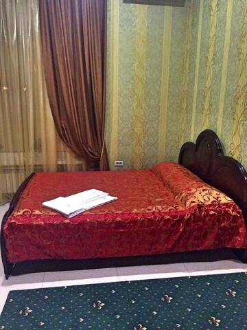 Фото номера Большой двухместный номер с 1 кроватью Гостиница Монарх г. Ессентуки 2