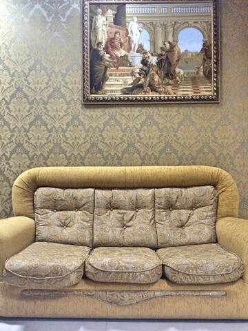 Фото номера Люкс с кроватью размера «king-size» и балконом Гостиница Монарх г. Ессентуки 4