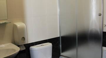 Фото номера Стандартный двухместный номер с 2 отдельными кроватями Гостевой дом Aparts Hotel г. Ессентуки 6
