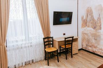 Фото номера Трехместный номер «Комфорт» Гостиница Мотель Ника г. Ессентуки 4