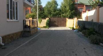 Фото номера Двухместный номер с 1 кроватью и общей ванной комнатой Гостиница Гостевой дом «На Виктории» г. Ессентуки 3