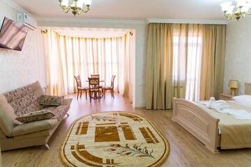 Фото номера Номер-студио с балконом Гостиница Отель Resort  г. Ессентуки 15