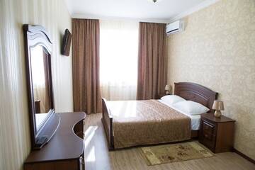 Фото номера Двухместный номер с 1 кроватью Гостиница Отель Resort  г. Ессентуки 2
